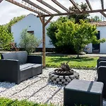 House With Pool And Garden In Near Porto エスモリス