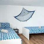 別荘 House With Pool And Garden In Near Porto エスモリス