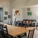 House With Pool And Garden In Near Porto 別荘 エスモリス