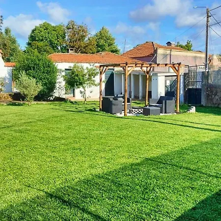 House With Pool And Garden In Near Porto Holiday home *