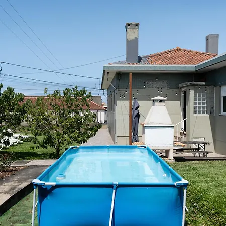 House With Pool And Garden In Near Porto بيت للعطل إسموريز