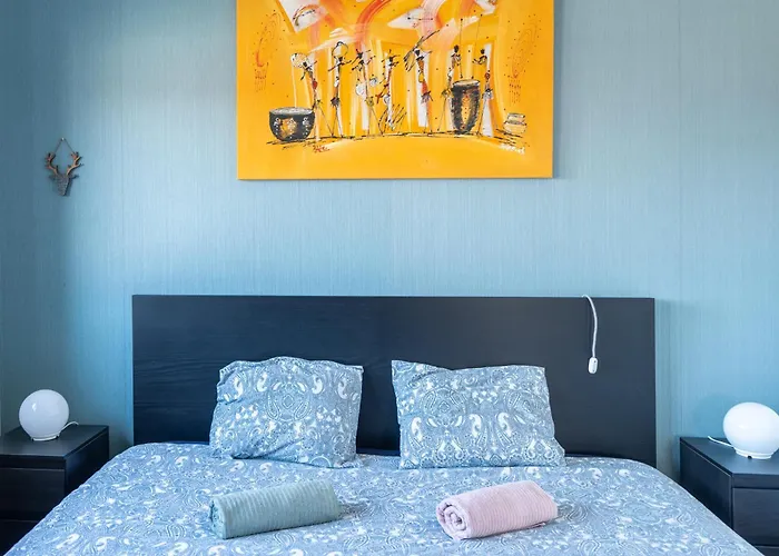 Дом отдыха House With Pool And Garden In Near Porto Эшмориш