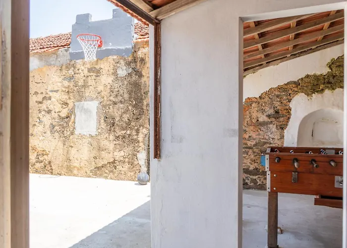 House With Pool And Garden In Near Porto Эшмориш