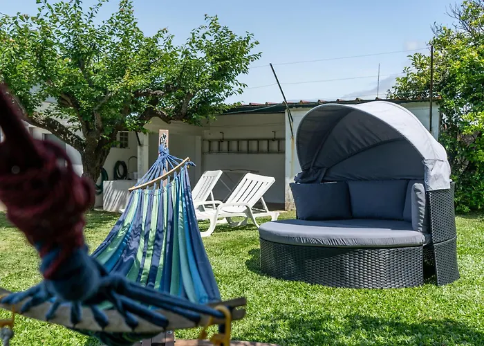 House With Pool And Garden In Near Porto *