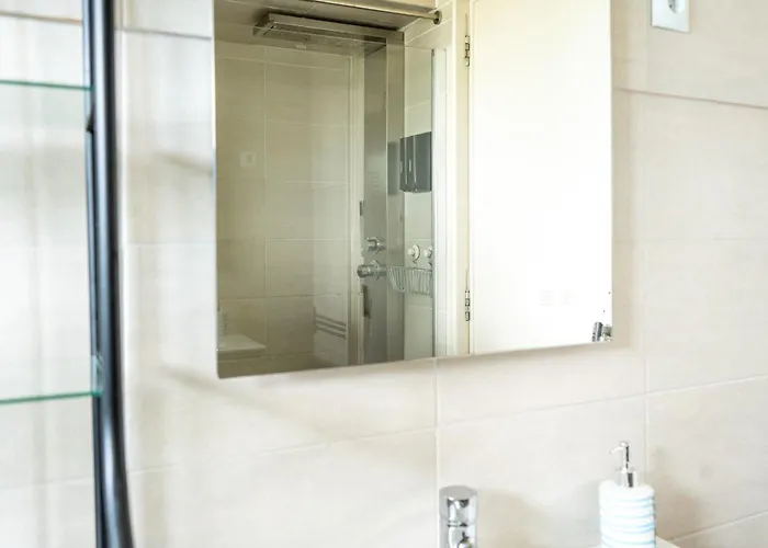 House With Pool And Garden In Near Porto Дом отдыха *