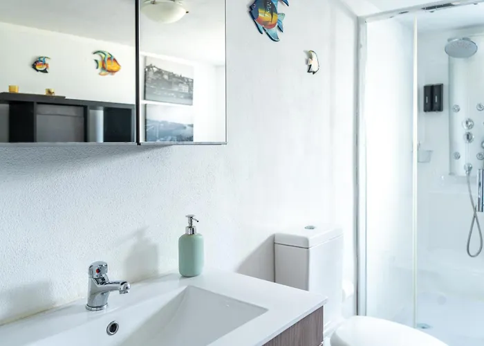 House With Pool And Garden In Near Porto Дом отдыха